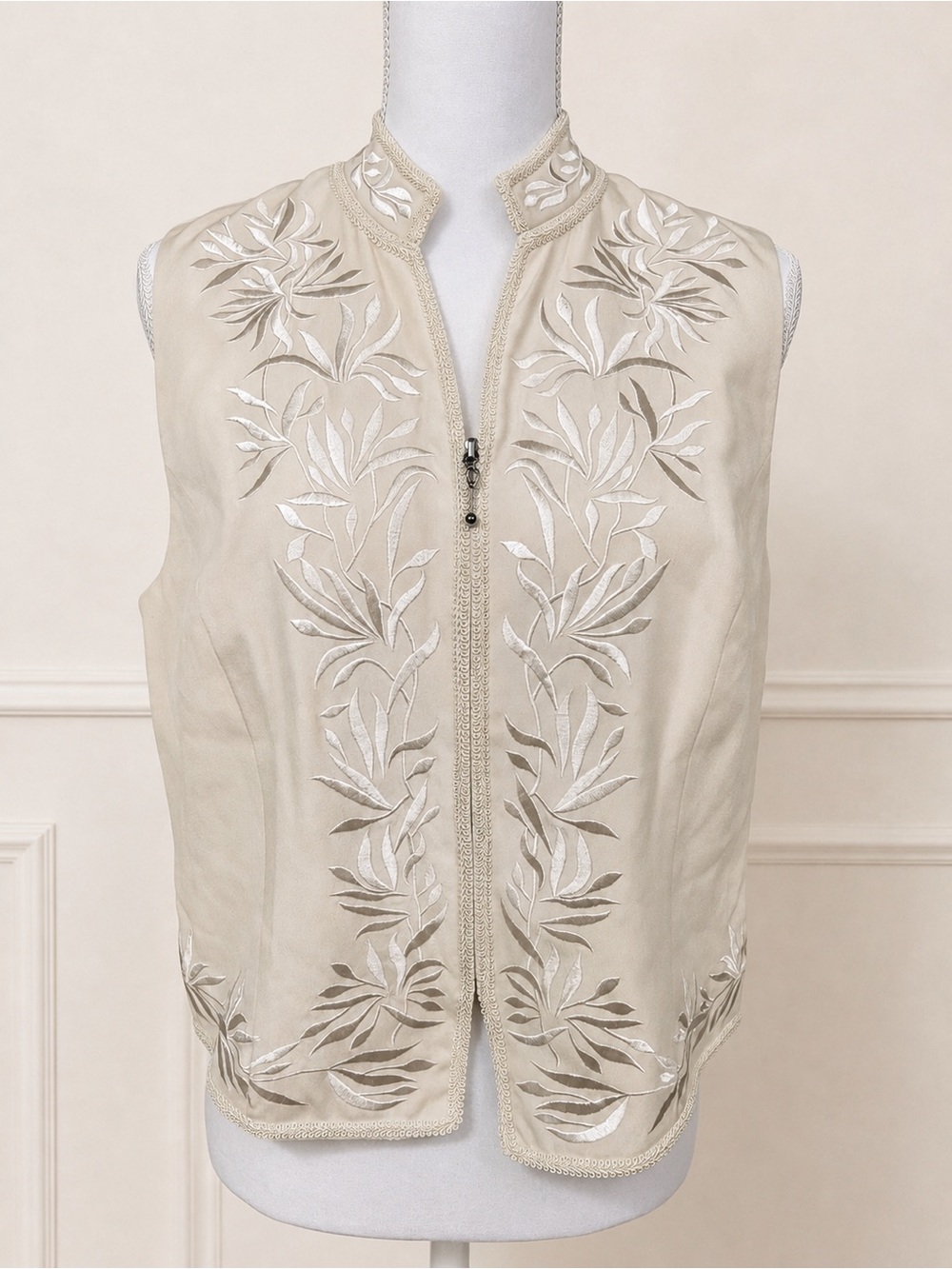 Vintage Spenser Jeremy 100% Silk Embroidered Vest L Ivory Mandarin Collar Y2K